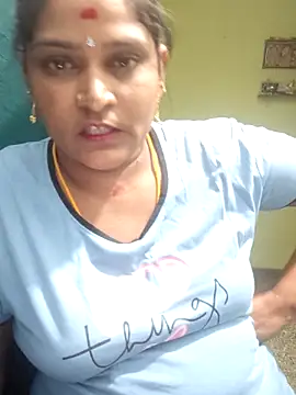 Snapshot of navyasree143 chatting on November 22, 2025, 5:01 pm navyasree143 online show from November 22, 2025, 5:01 pm