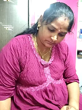 Snapshot of navyasree143 chatting on November 24, 2025, 11:32 am navyasree143 online show from November 24, 2025, 11:32 am