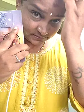 Snapshot of navyasree143 chatting on December 4, 2025, 4:55 am navyasree143 online show from December 4, 2025, 4:55 am