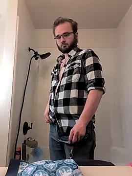 bear8t online show from November 3, 2025, 4:30 pm