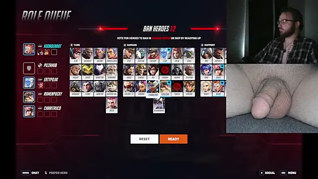 bear8t online show from November 8, 2025, 6:51 pm