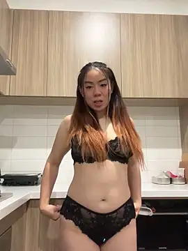 Snapshot of blueburrypie chatting on December 21, 2025, 3:19 pm blueburrypie online show from December 21, 2025, 3:19 pm