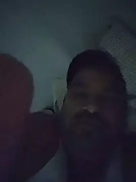 desiyouth94 online show from December 4, 2025, 7:33 pm