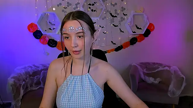 leslie bird online show from October 22, 2025, 3:12 pm