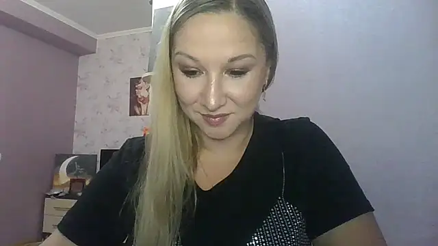 marii-a39 online show from November 10, 2025, 12:37 pm