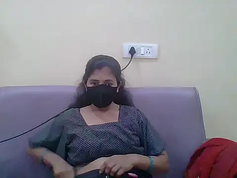 NORA  online show from December 15, 2025, 5:44 am