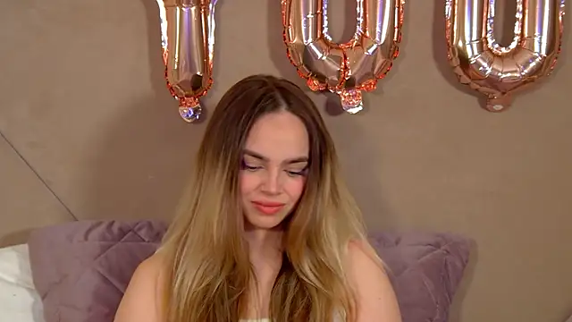 Snapshot of AnitaVenture chatting on February 21, 2026, 4:24 am AnitaVenture online show from February 21, 2026, 4:24 am