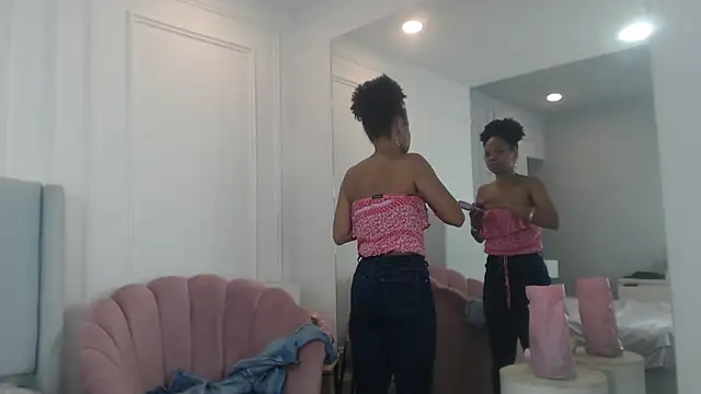 ChantalGarner online show from January 14, 2026, 1:06 pm