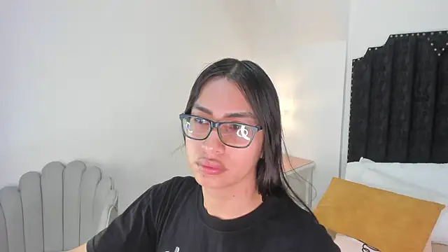 Snapshot of cherrylady_02 chatting on January 15, 2026, 12:54 pm cherrylady 02 online show from January 15, 2026, 12:54 pm