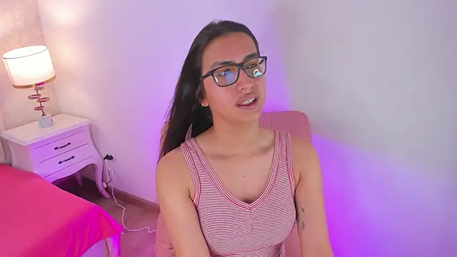 Snapshot of cherrylady_02 chatting on February 14, 2026, 1:19 pm cherrylady 02 online show from February 14, 2026, 1:19 pm