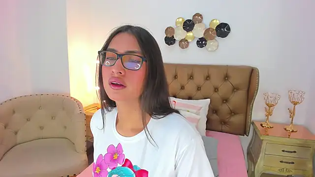 Snapshot of cherrylady_02 chatting on February 26, 2026, 2:38 pm cherrylady 02 online show from February 26, 2026, 2:38 pm