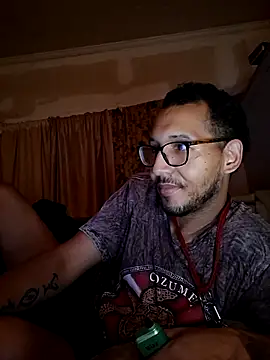 ThrowedWorldWide online show from November 19, 2025, 8:36 am