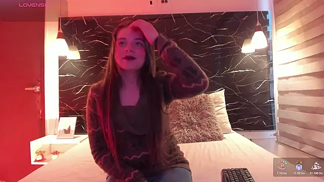 ZOE LE online show from March 3, 2026, 11:38 am