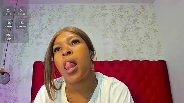 Layla lell online show from February 10, 2026, 12:42 pm