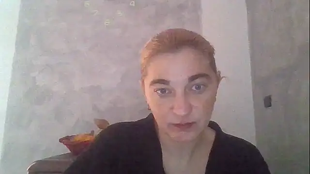 Snapshot of GoldenAngelMilf chatting on February 19, 2026, 12:12 pm GoldenAngelMilf online show from February 19, 2026, 12:12 pm