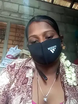 Snapshot of Tamil_Hot_Sandy chatting on October 15, 2025, 4:56 am Tamil Hot Sandy online show from October 15, 2025, 4:56 am