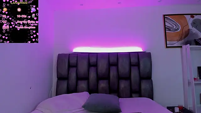 Snapshot of Caroline_Millerr chatting on January 8, 2026, 7:38 pm Caroline Millerr online show from January 8, 2026, 7:38 pm