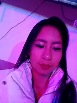 Snapshot of KateValencia chatting on November 16, 2025, 2:39 am KateValencia online show from November 16, 2025, 2:39 am