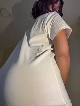 Capricho 01 online show from November 18, 2025, 6:56 pm