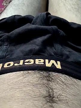 khushbuDarchut71 online show from September 30, 2025, 6:57 pm