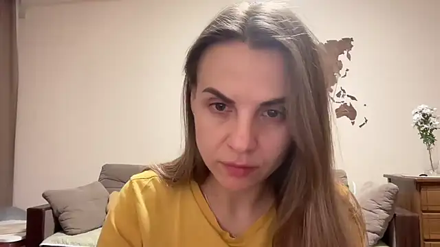 AnnieLove7722 online show from December 2, 2025, 11:26 am