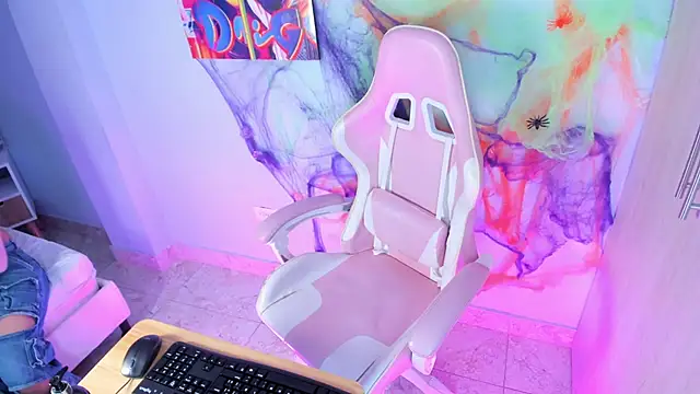 Athenea  fox online show from October 29, 2025, 12:07 pm