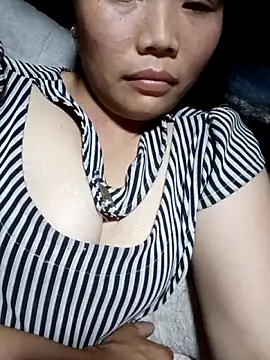 bree-zz online show from February 23, 2026, 12:35 pm