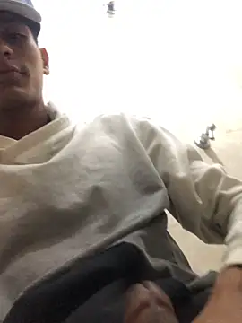 Snapshot of lachina_m chatting on March 8, 2026, 11:58 am lachina m online show from March 8, 2026, 11:58 am