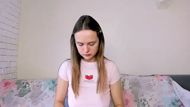 LilMary  online show from March 11, 2026, 6:41 am