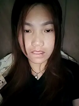 min-xinh online show from October 28, 2025, 8:00 pm