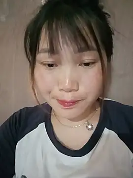 min-xinh online show from May 18, 2026, 8:09 am