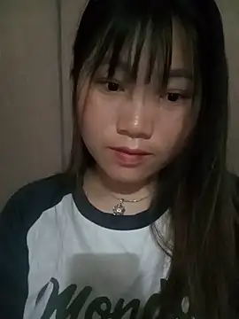 min-xinh online show from June 1, 2026, 7:37 pm