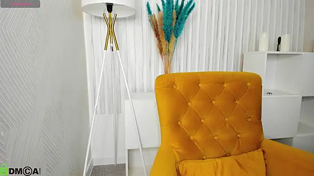 Snapshot of KarinaBroks chatting on November 14, 2025, 11:53 am KarinaBroks online show from November 14, 2025, 11:53 am