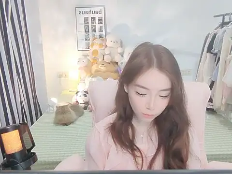 Snapshot of Gardenia-222 chatting on October 13, 2025, 7:08 am Gardenia-222 online show from October 13, 2025, 7:08 am