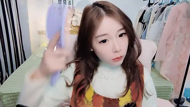 Snapshot of Gardenia-222 chatting on October 27, 2025, 1:48 pm Gardenia-222 online show from October 27, 2025, 1:48 pm