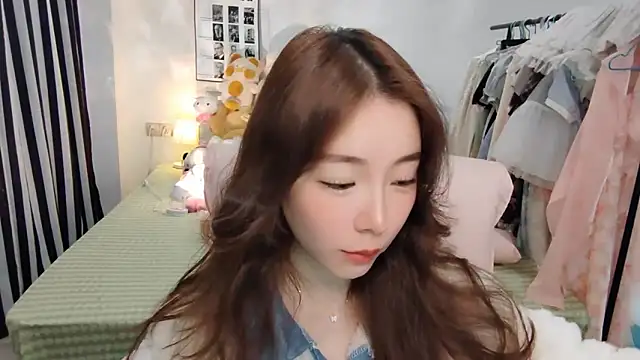 Snapshot of Gardenia-222 chatting on November 7, 2025, 6:57 am Gardenia-222 online show from November 7, 2025, 6:57 am