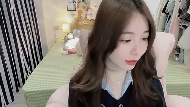 Snapshot of Gardenia-222 chatting on December 4, 2025, 12:58 pm Gardenia-222 online show from December 4, 2025, 12:58 pm