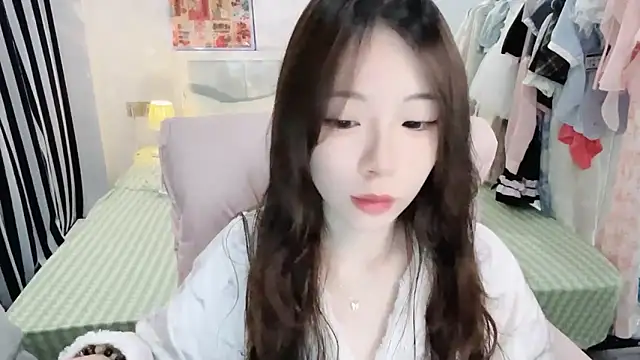 Snapshot of Gardenia-222 chatting on February 6, 2026, 2:09 pm Gardenia-222 online show from February 6, 2026, 2:09 pm