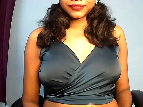 Snapshot of PAYARI_PURVI chatting on October 24, 2025, 7:10 pm PAYARI PURVI online show from October 24, 2025, 7:10 pm