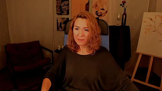 Snapshot of DonnaSmitth chatting on October 20, 2025, 3:34 pm DonnaSmitth online show from October 20, 2025, 3:34 pm