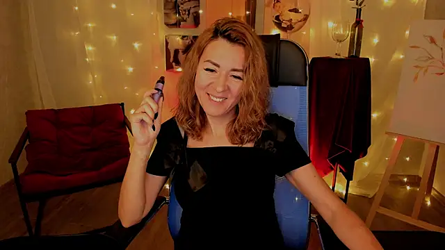 Snapshot of DonnaSmitth chatting on November 10, 2025, 4:17 pm DonnaSmitth online show from November 10, 2025, 4:17 pm