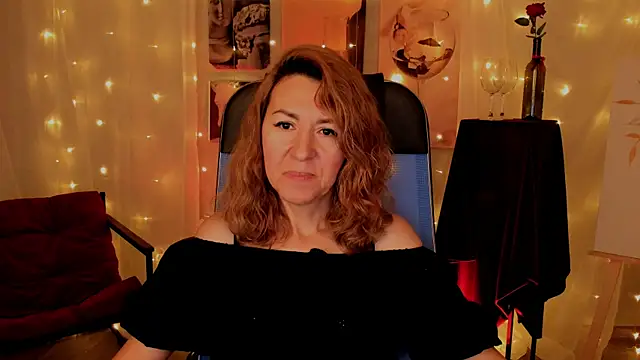 Snapshot of DonnaSmitth chatting on November 29, 2025, 10:07 am DonnaSmitth online show from November 29, 2025, 10:07 am