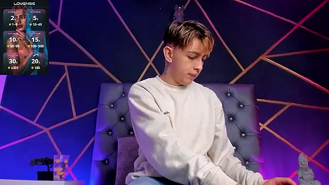 Snapshot of Lian_Miller1_ chatting on February 6, 2026, 12:41 pm Lian Miller1 online show from February 6, 2026, 12:41 pm