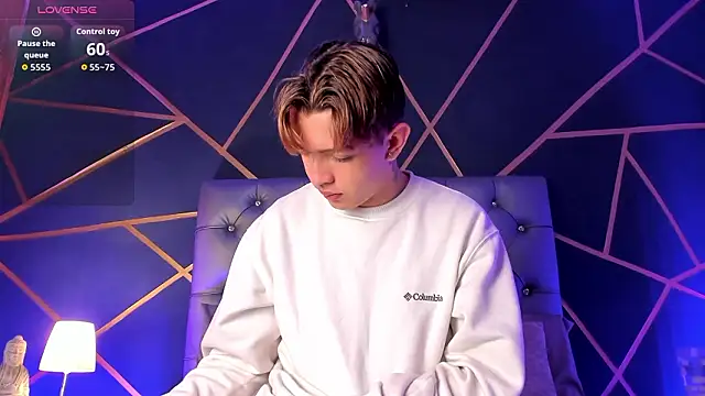 Snapshot of Lian_Miller1_ chatting on March 3, 2026, 12:22 pm Lian Miller1 online show from March 3, 2026, 12:22 pm