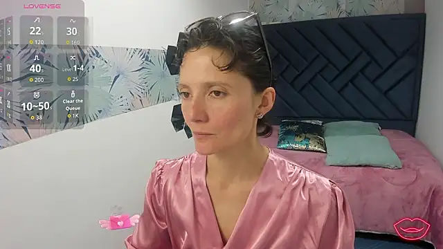 Valery More   online show from February 13, 2026, 1:07 pm