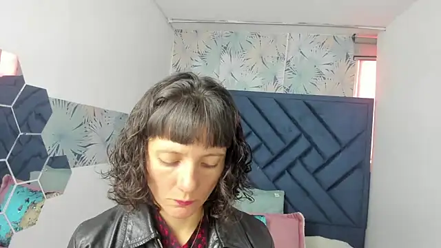 Snapshot of Valery_More__ chatting on March 9, 2026, 1:04 pm Valery More online show from March 9, 2026, 1:04 pm