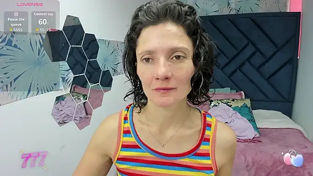 Snapshot of Valery_More__ chatting on March 11, 2026, 1:50 pm Valery More online show from March 11, 2026, 1:50 pm