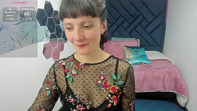 Snapshot of Valery_More__ chatting on March 14, 2026, 8:14 pm Valery More online show from March 14, 2026, 8:14 pm