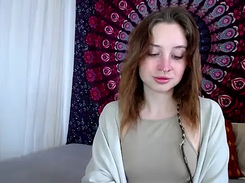AdalynKiss online show from April 14, 2026, 6:19 am