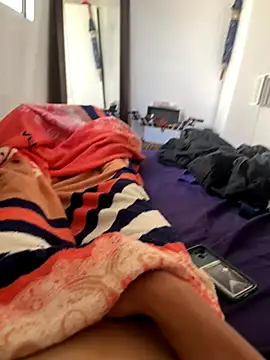 MCLZK online show from November 8, 2025, 5:45 pm